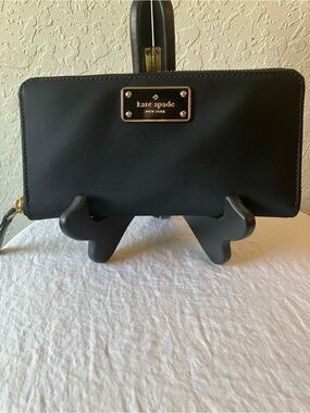 Kate Spade: Black Nylon Accordion Zip Wallet- Gold Tone